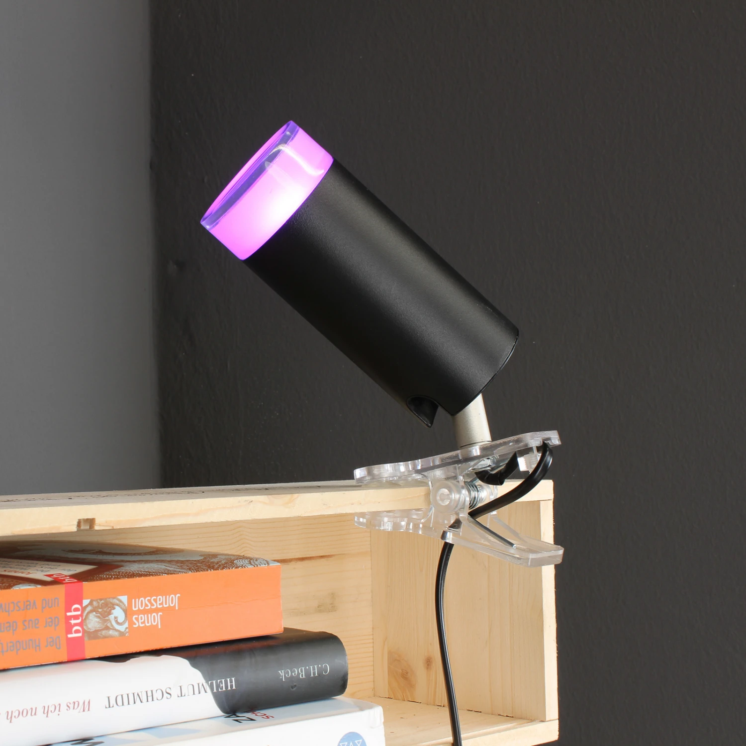 LED-Spot Klipa Mit RGBW-Farbwechsel, Schwarz 5 LED-Spot Klipa Mit RGBW-Farbwechsel, Schwarz – Bild 5