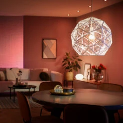 6x Philips Hue Kerze White&Color Amb. E14 5,3W 14 6x Philips Hue Kerze White&Color Amb. E14 5,3W -Lampen Welt 10009928 6