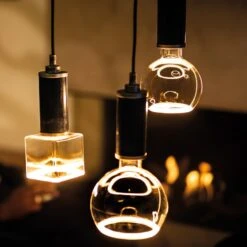 SEGULA LED-Floating-Globelampe G125 E27 4,5W Klar -Lampen Welt 10010475 4