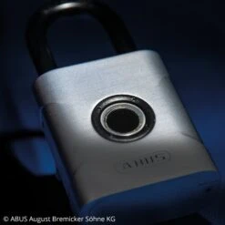 ABUS Touch Fingerabdruck-Vorhängeschloss, 4,5 Cm -Lampen Welt 10013164 4