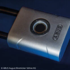 ABUS Touch Fingerabdruck-Vorhängeschloss, 4,5 Cm -Lampen Welt 10013164 5