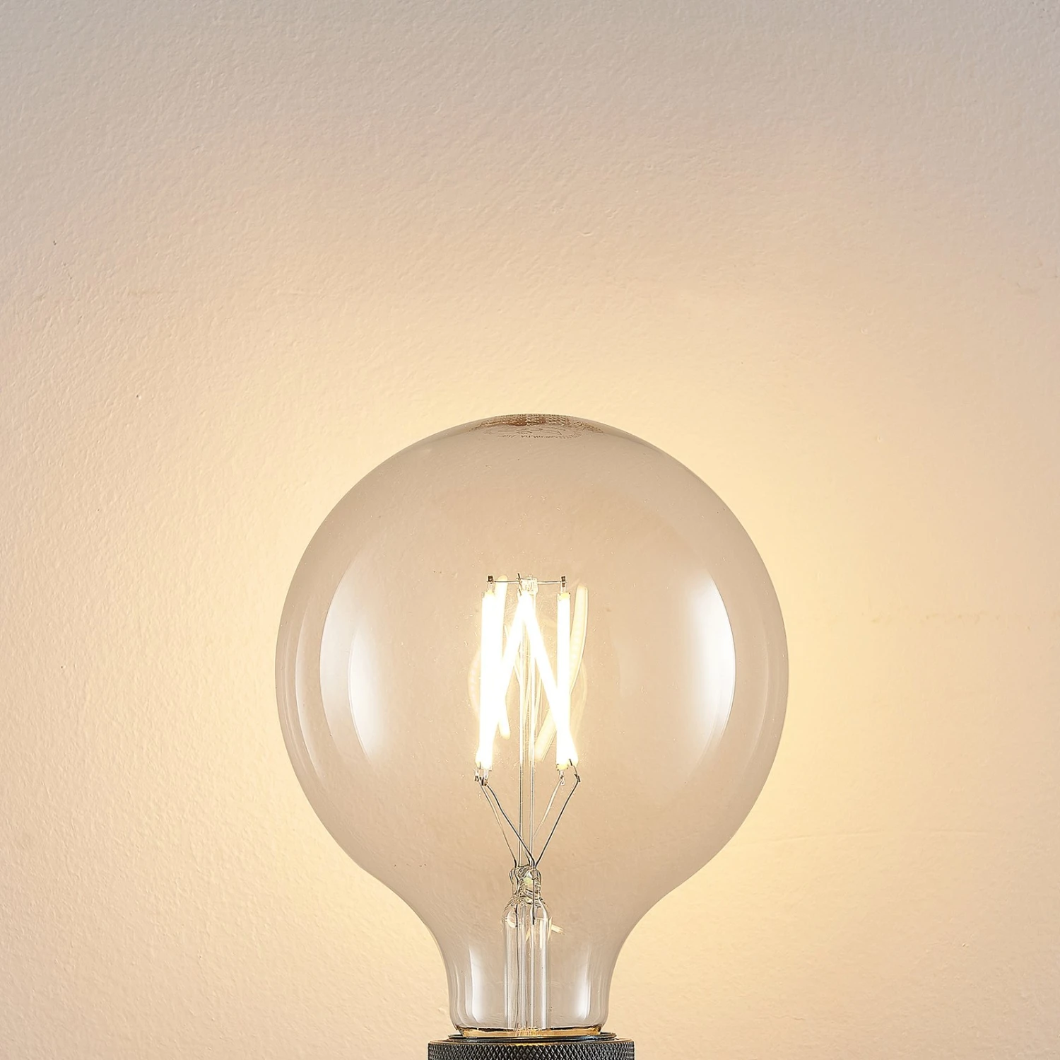 LED-Filament E27 8W 2.700K G125 Globe Klar 2er-Set 4 LED-Filament E27 8W 2.700K G125 Globe Klar 2er-Set – Bild 4