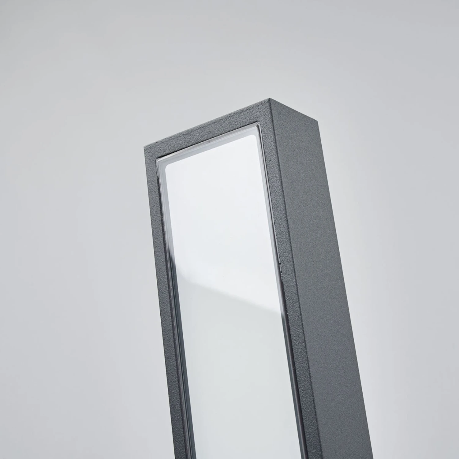 BEGA 77246K3 Wegelampe Eckig Grafit 3.000K 1seitig 5 BEGA 77246K3 Wegelampe Eckig Grafit 3.000K 1seitig – Bild 5