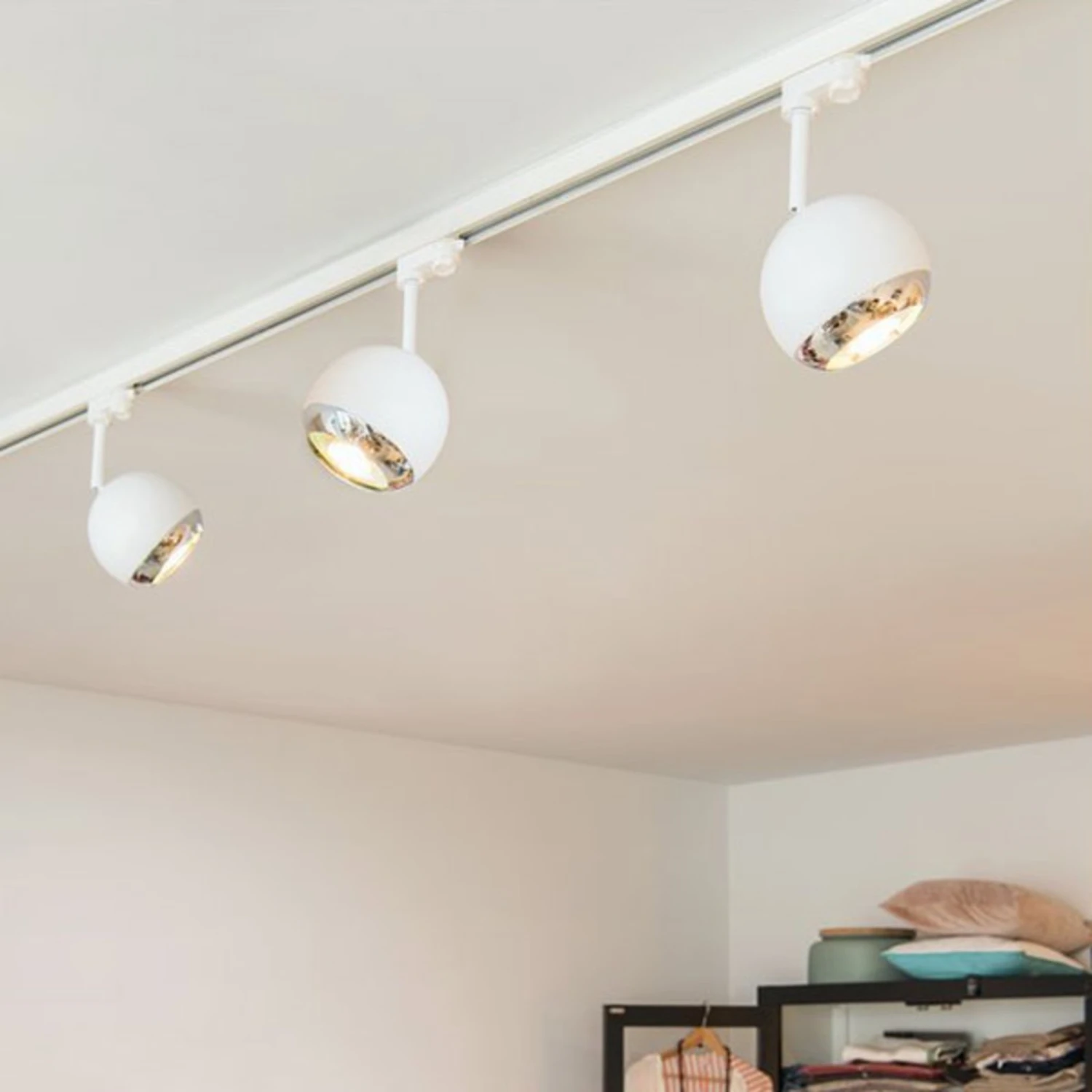 SLV Light Eye 150 Spot 3-Phasen-HV-Schiene Weiß 2 SLV Light Eye 150 Spot 3-Phasen-HV-Schiene Weiß – Bild 2