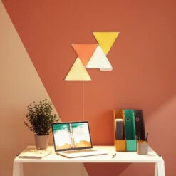 Nanoleaf Shapes Triangles, Starter Set, 4 Panels 12 Nanoleaf Shapes Triangles, Starter Set, 4 Panels -Lampen Welt 6730032 3