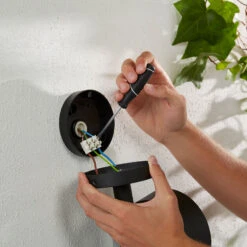 Philips Hue White + Color Attract LED-Wandleuchte -Lampen Welt 7534176 6