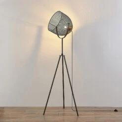 Lindby Monigo Stehleuchte Aus Eisen Und Holz -Lampen Welt 8032430 4