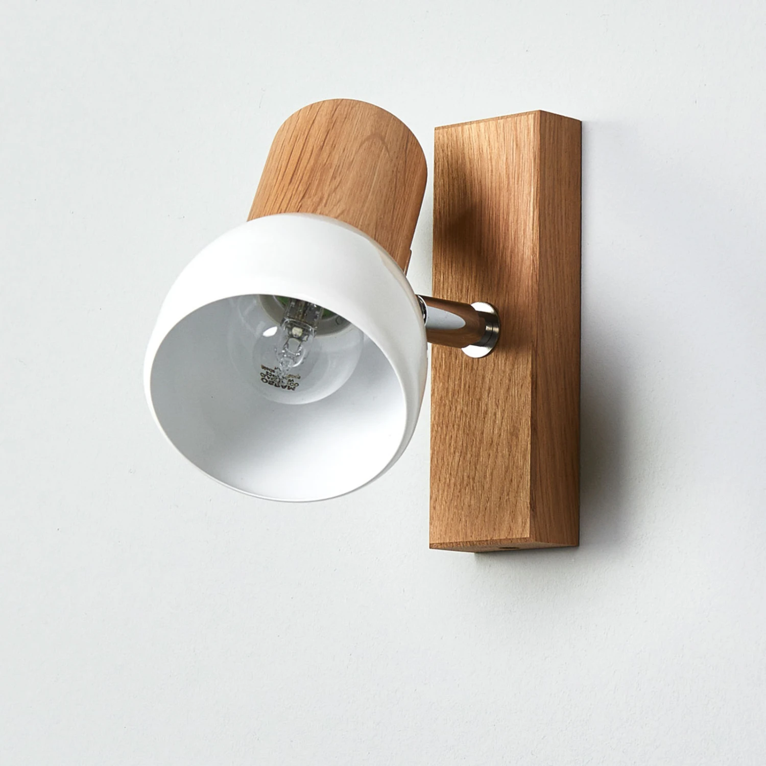 Svenda - Wandspot Aus Geöltem Eichenholz 3 Svenda - Wandspot Aus Geöltem Eichenholz – Bild 3