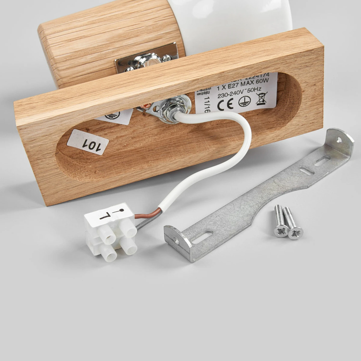 Svenda - Wandspot Aus Geöltem Eichenholz 5 Svenda - Wandspot Aus Geöltem Eichenholz – Bild 5