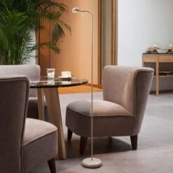 Vibia Pin 1660 LED-Stehleuchte, 125 Cm, Creme