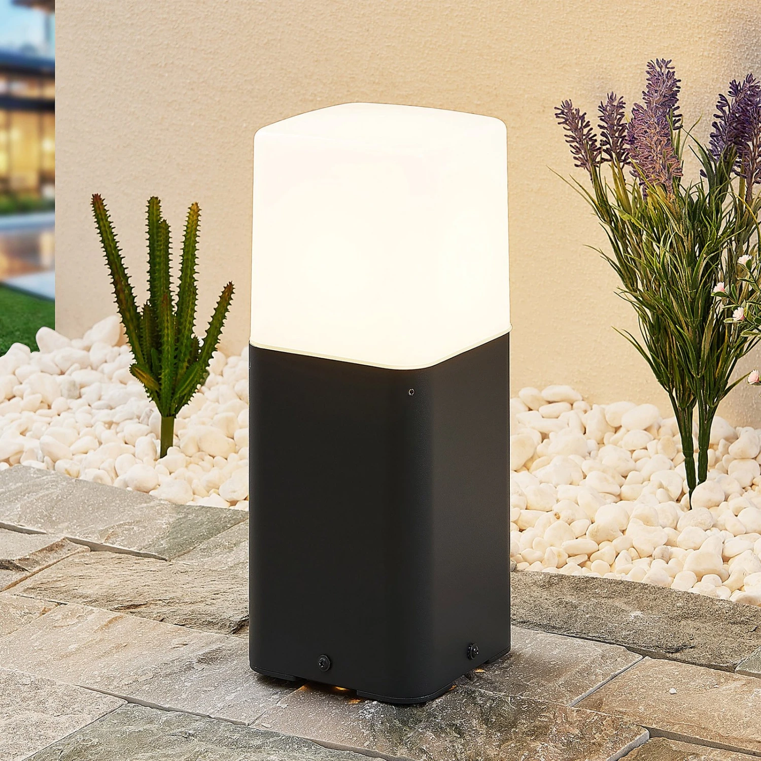 Lucande Obuna Sockelleuchte, Höhe 30 Cm 1 Lucande Obuna Sockelleuchte, Höhe 30 Cm