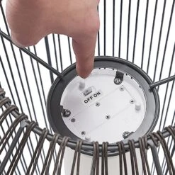 Lindby Kaati LED-Solar-Laterne, Rattanoptik, 37 Cm 17 Lindby Kaati LED-Solar-Laterne, Rattanoptik, 37 Cm -Lampen Welt 9945546 8