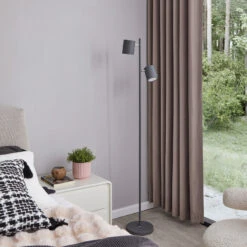 Lindby Emelja LED-Stehleuchte, Zweiflammig Grau -Lampen Welt 9951100 1