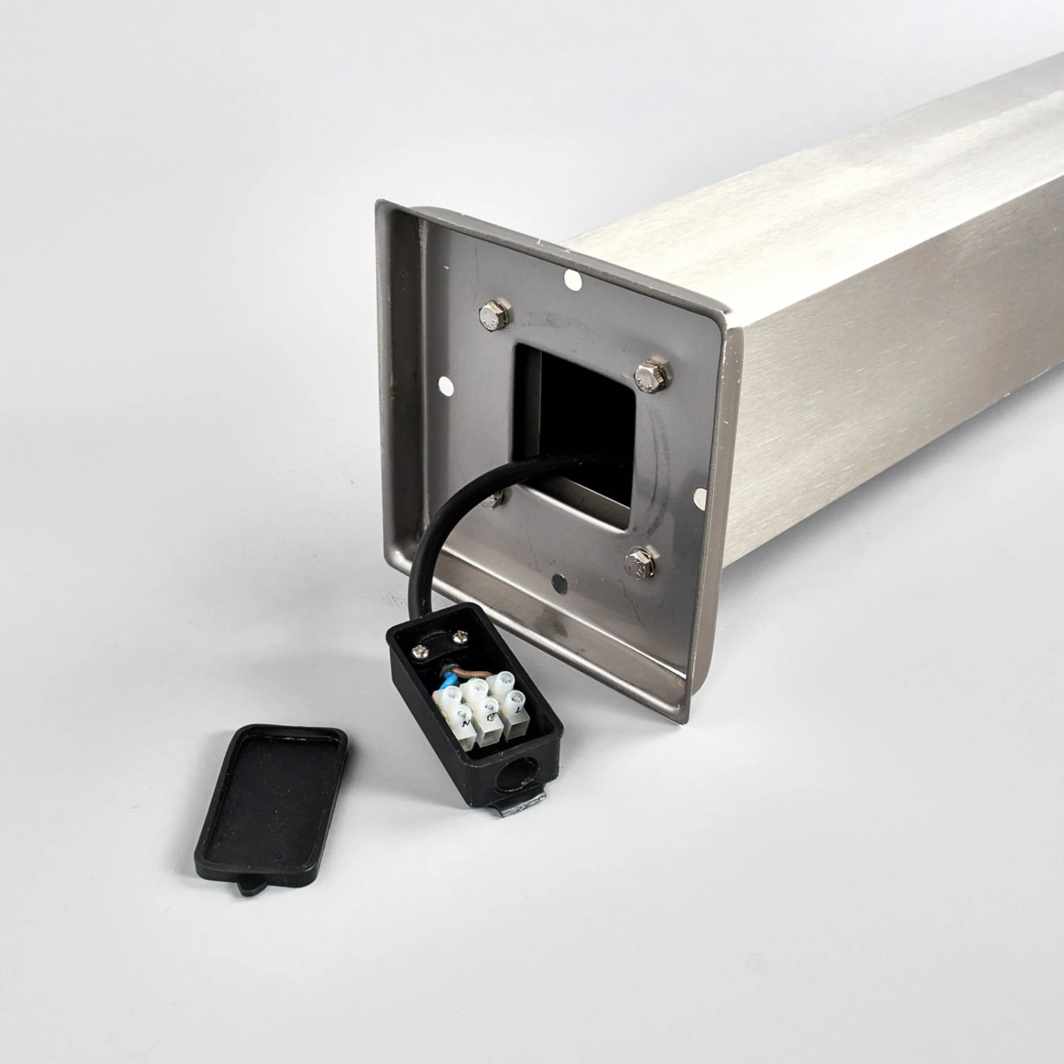 Eckige Pollerleuchte Lorian Aus Edelstahl 7 Eckige Pollerleuchte Lorian Aus Edelstahl – Bild 7